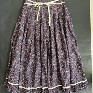 Gunne Sax Skirt Size 9 Delicate Floral Design